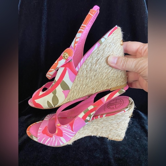 Lilly Pulitzer Espadrille Sling Back Wedge Logo Pink Floral Peep Toe sz 9M - Picture 8 of 13